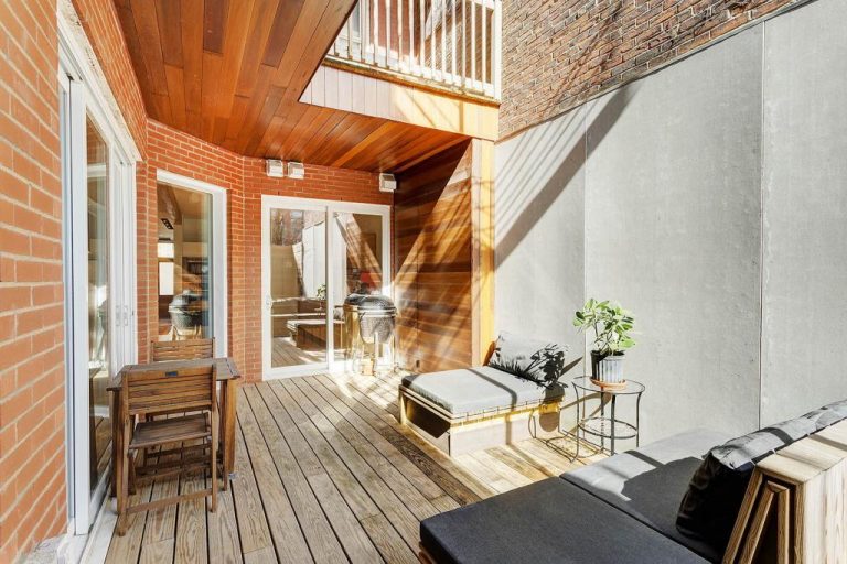 On Construit Tous Les Murs De Votre Belle Maison Impressionnant condo rénové au rez-de-chaussée d'un bâtiment centenaire