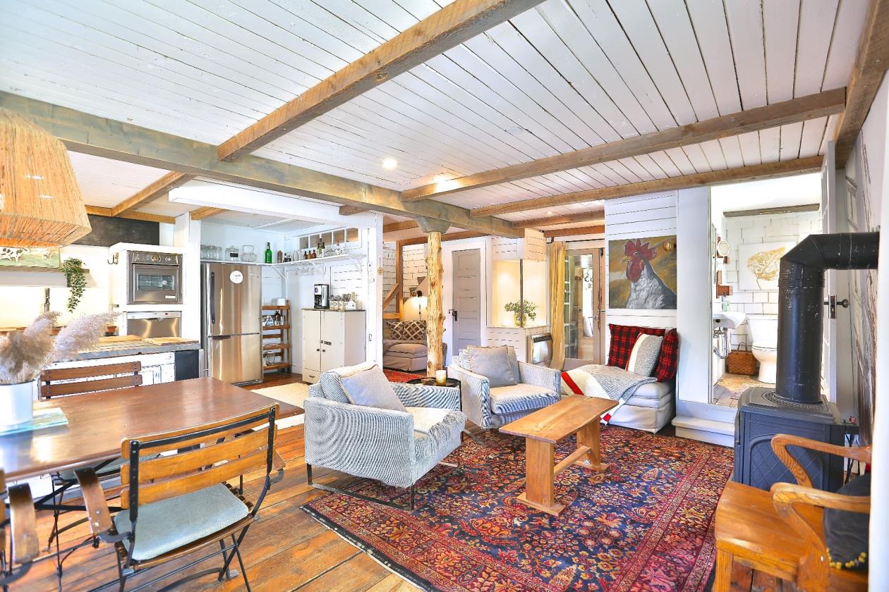 Accueillante propriété offrant de nombreuses possibilités à Ayer's