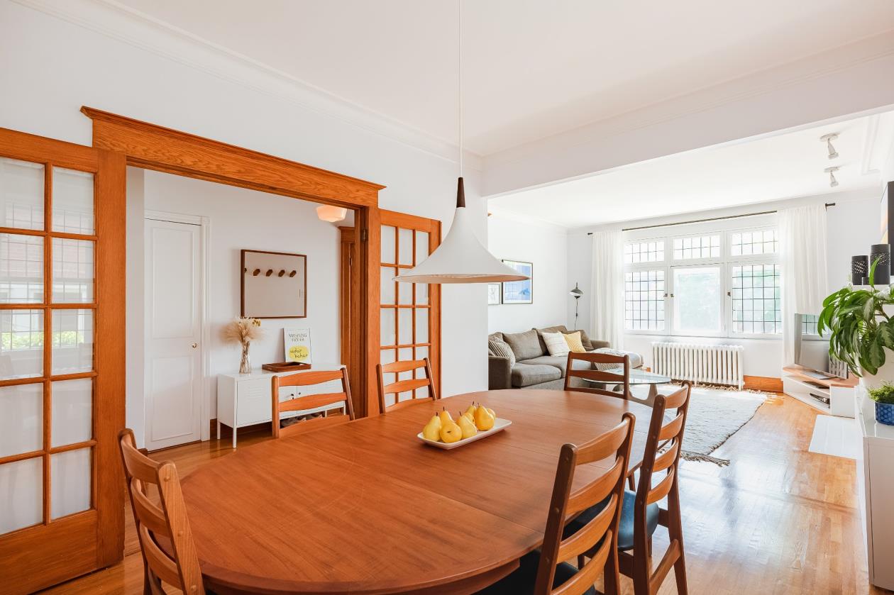 Condo avec beaucoup de cachet au rezdechaussée d'un duplex du