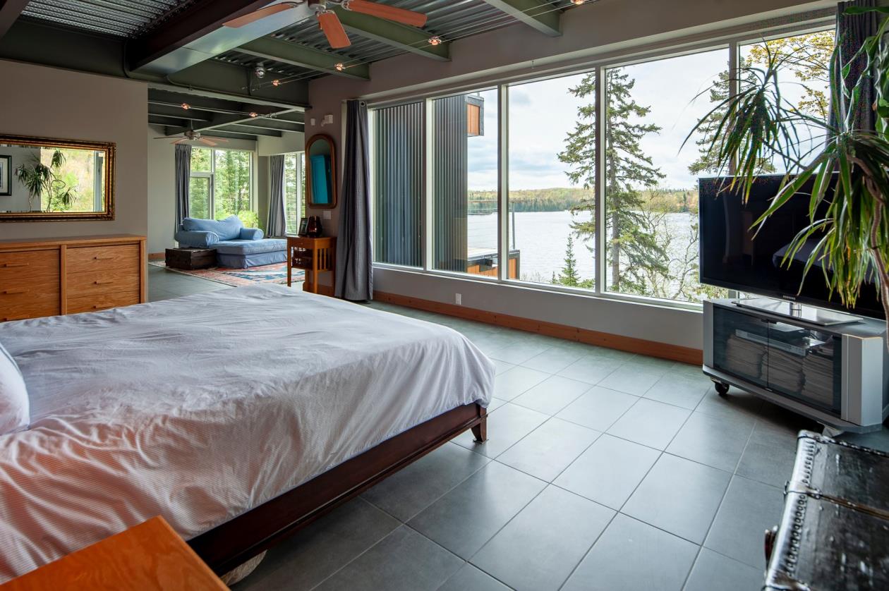 Chalet d'architecte au design unique en vente à SainteMargueritedu