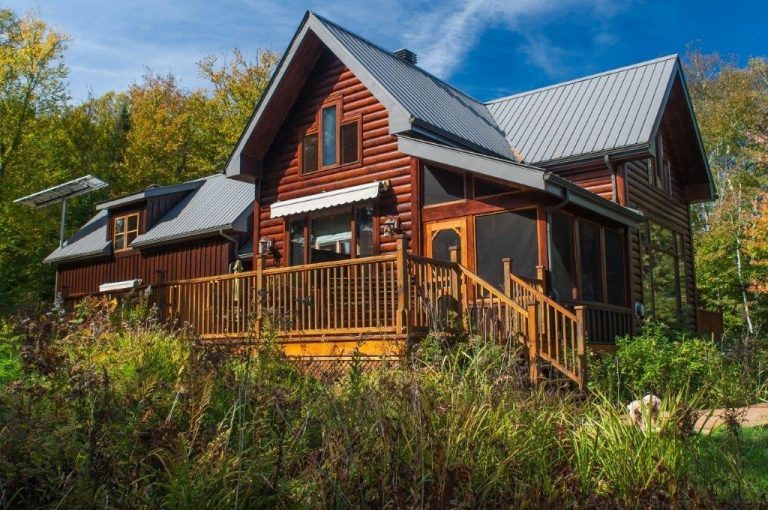 Somptueux chalet 3 saisons dans les Laurentides Joli Joli Design