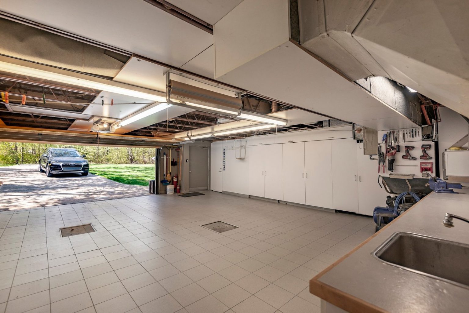 Prestigieuse maison au bord de l'eau à vendre à VaudreuilsurleLac