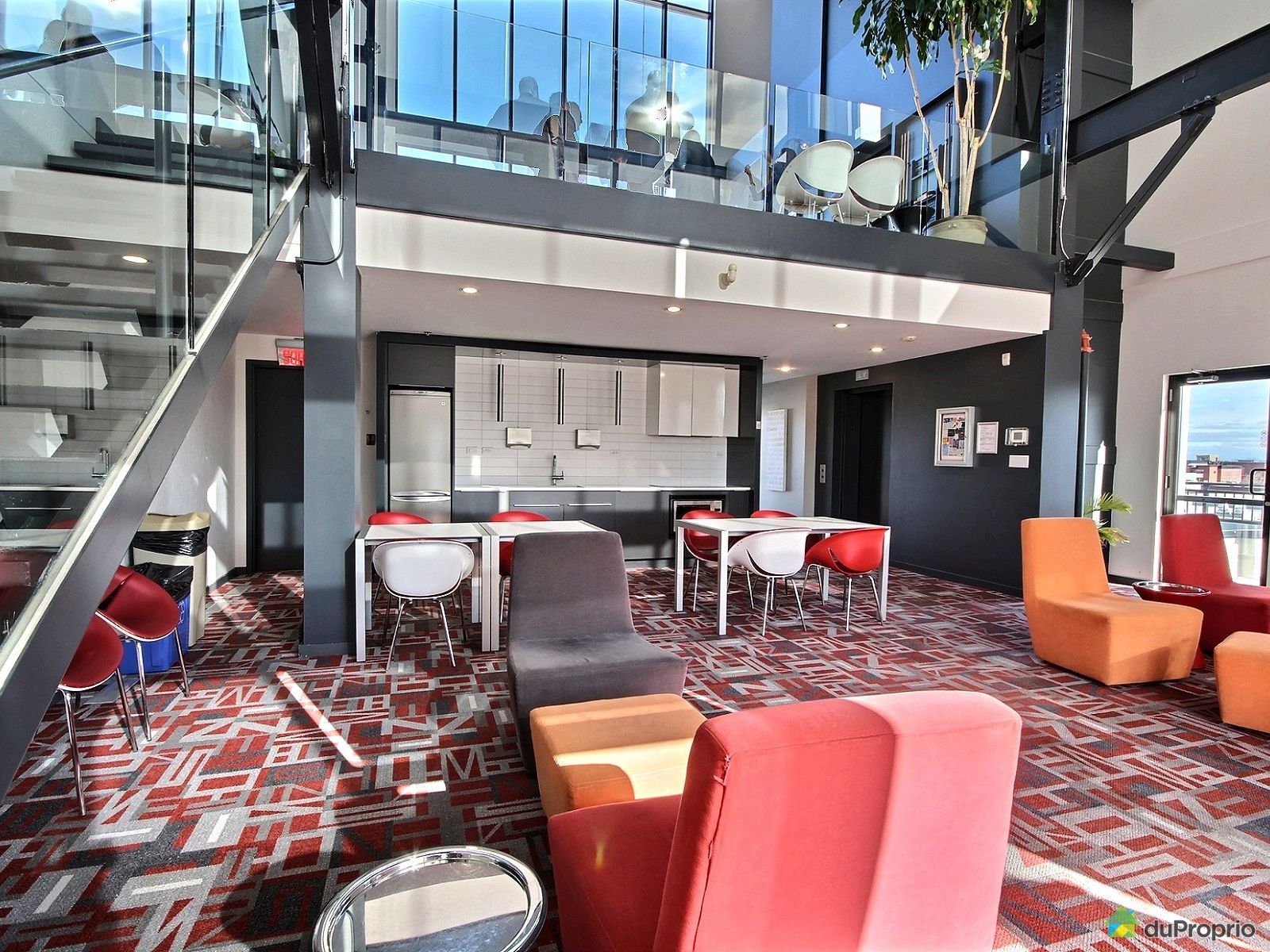 Le loft parfait à Montréal pour les amateurs de plafonds en béton