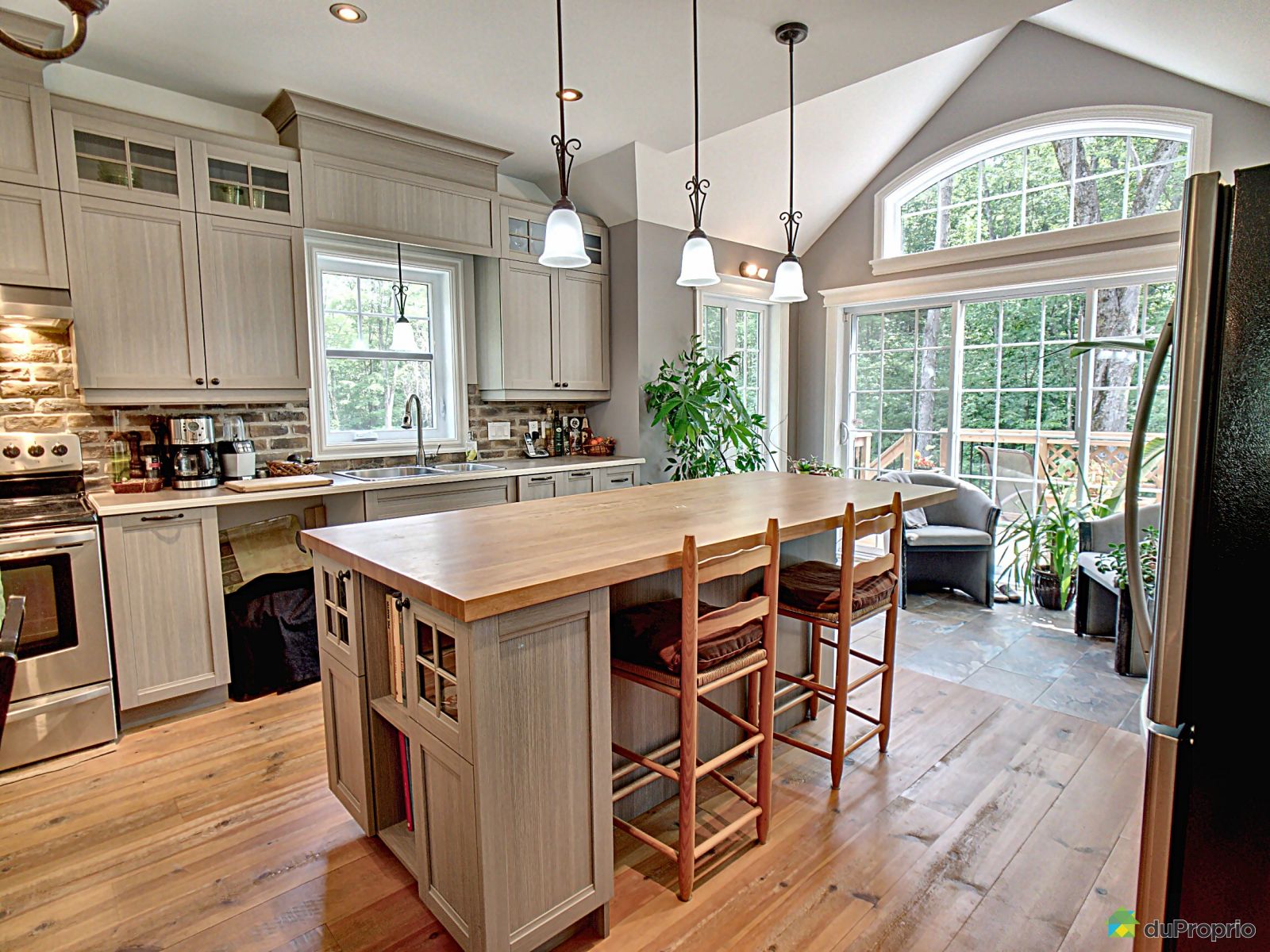 Cette jolie maison certifiée "Novoclimat" est en vente à SainteSophie