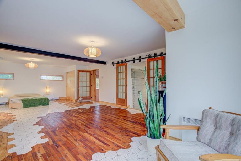 Impressionnante propriété au design original et unique à SaintBlaise