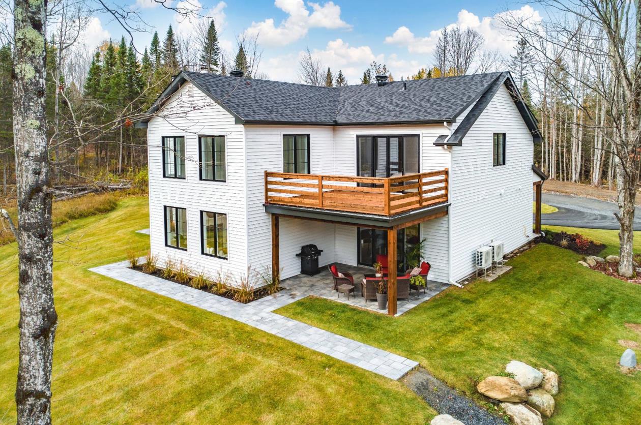 Coup de coeur pour cette splendide maison de type farmhouse construite