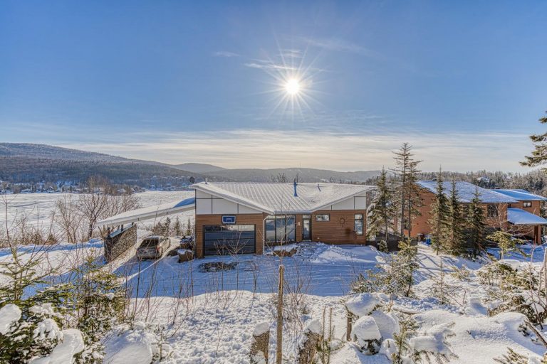 Maison de rêve au bord de l'eau à LacBeauport Joli Joli Design