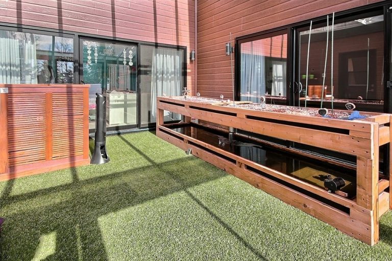 Intéressante maison écologique dans la ville de FossambaultsurleLac