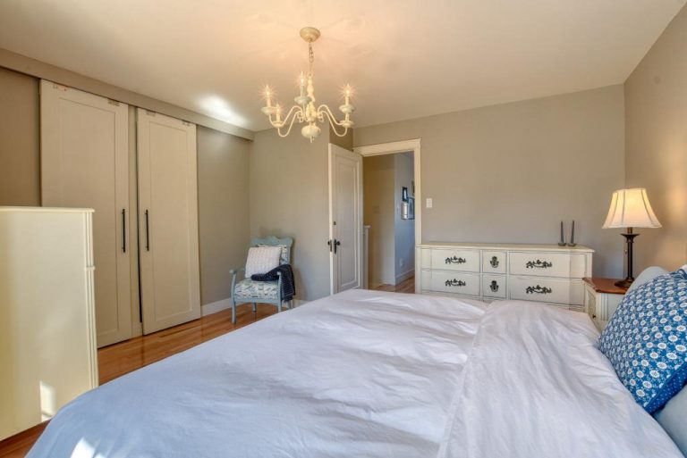 Chaleureuse maison dans le secteur Crawford Park du quartier Verdun à