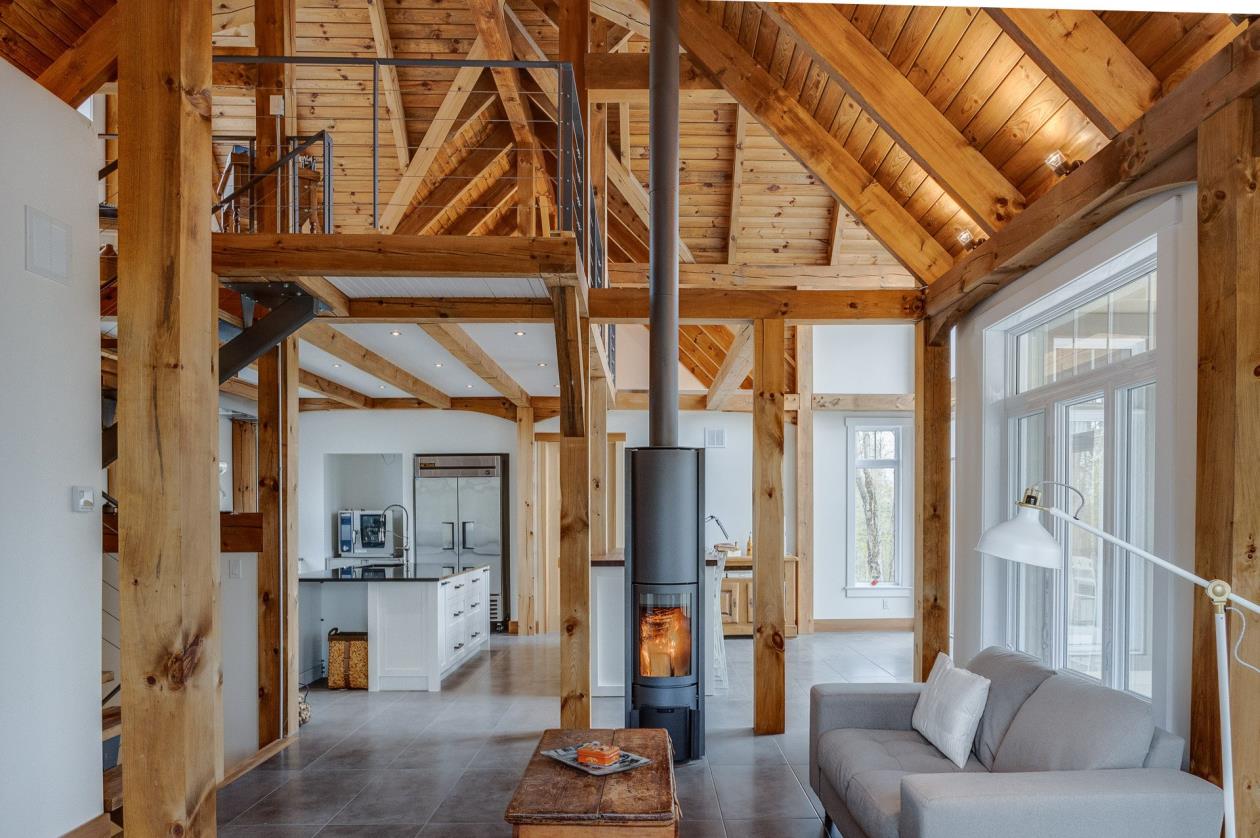 Chaleureuse maison dont l'intérieur est à faire rêver à Bromont - Joli ...