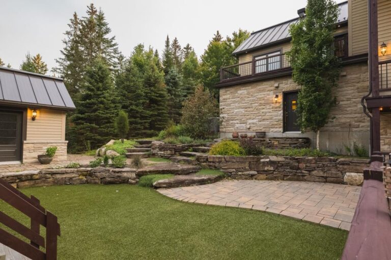 Invitante propriété au bord de l'eau à Rawdon dans Lanaudière Joli