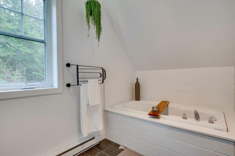 Charmante maison sur le terrain du golf Balmoral à MorinHeights dans