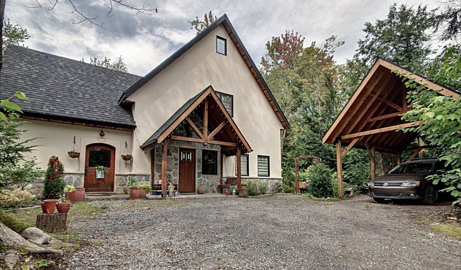 Belle maison bigénérationnelle à NotreDameduMontCarmel en Mauricie