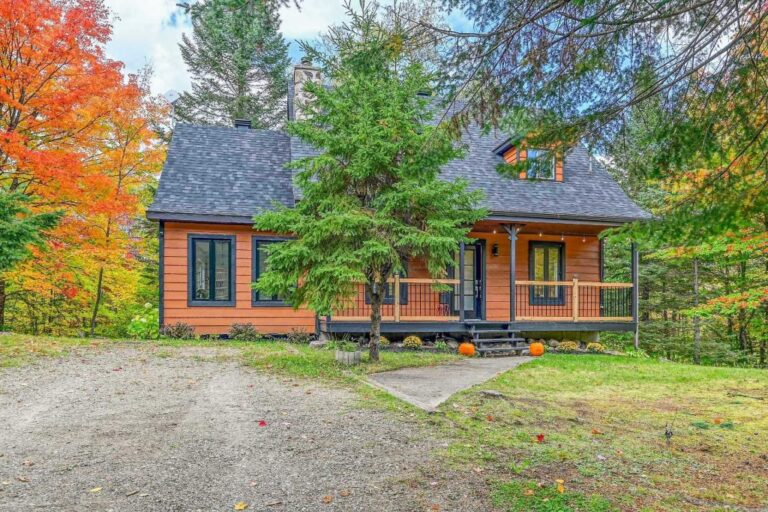 Magnifique maison rénovée à SainteMargueriteduLacMasson dans les
