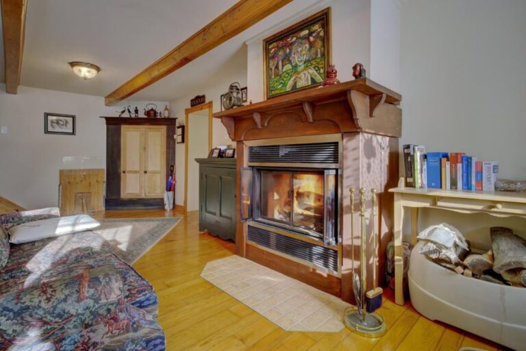 Accueillante maison ancestrale à SainteBrigided'Iberville en