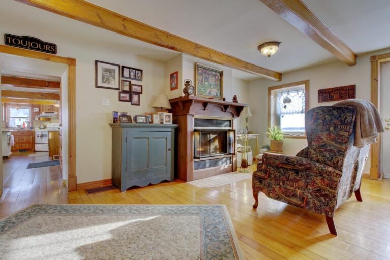 Accueillante maison ancestrale à SainteBrigided'Iberville en