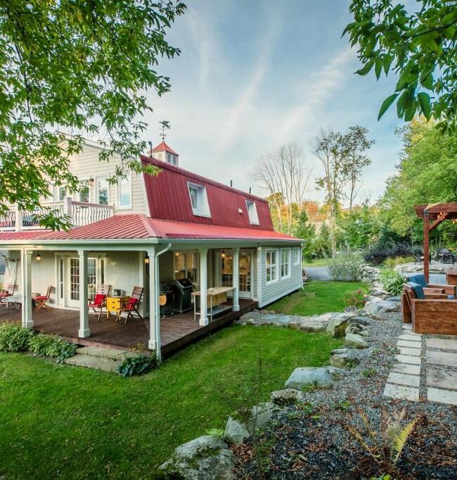 Prestigieuse maison au bord de l'eau à vendre à VaudreuilsurleLac