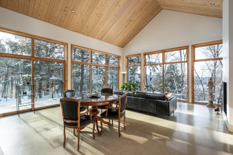 Maison au design architectural contemporain dans les Laurentides - Joli ...