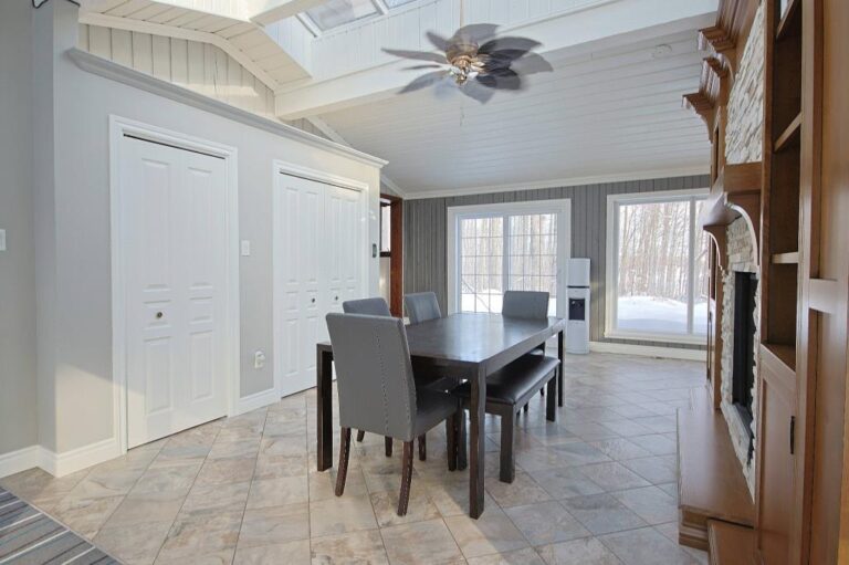 Belle résidence en pleine nature à SaintUrbainPremier en Montérégie