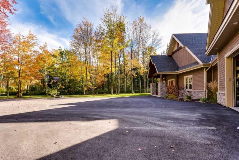 Maison de rêve construite en 2019 à L'AngeGardien en Outaouais Joli