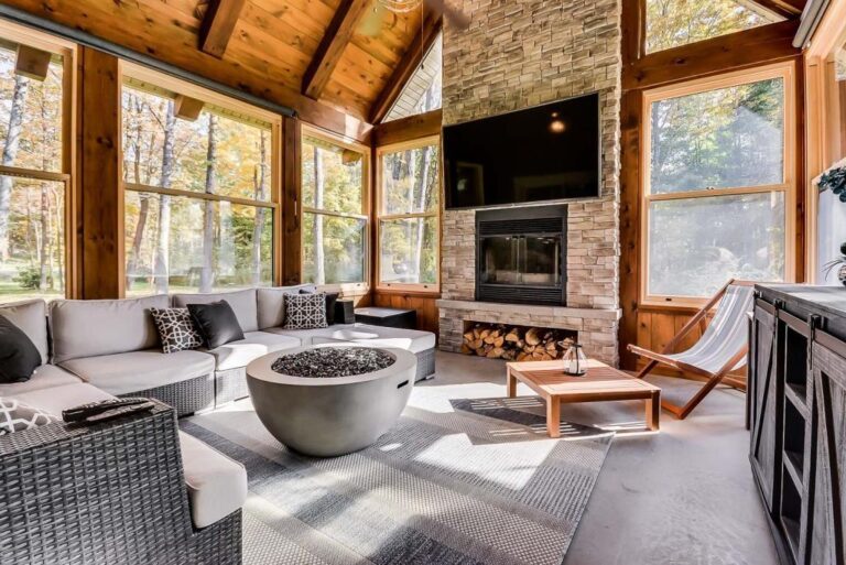 Maison de rêve construite en 2019 à L'AngeGardien en Outaouais Joli