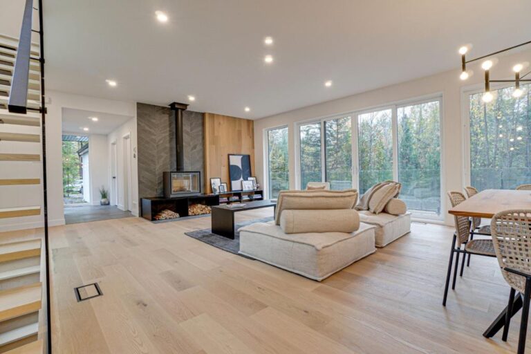 Nouvelle maison à Sainte-Adèle dans les Laurentides - Joli Joli Design
